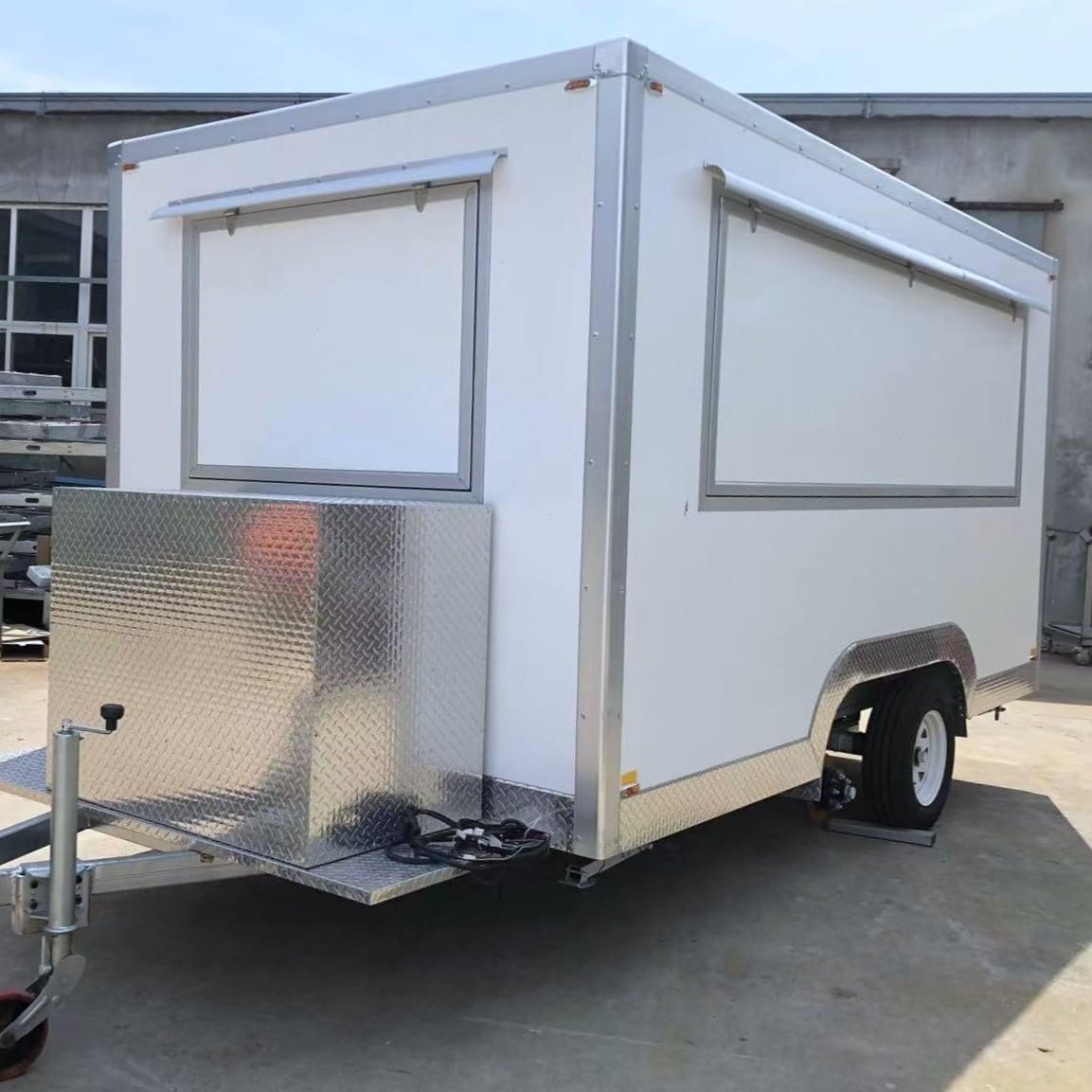 Custom Catering Food Trailer Square Mobile Food Truck Ice Cream Hotdog Food Cart (7.5 * 2.1 * 2.35m) review